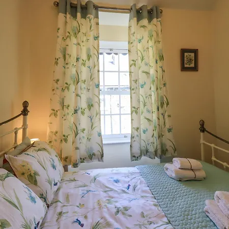 Tizzie Whizie Windermere