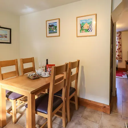 Tizzie Whizie Windermere